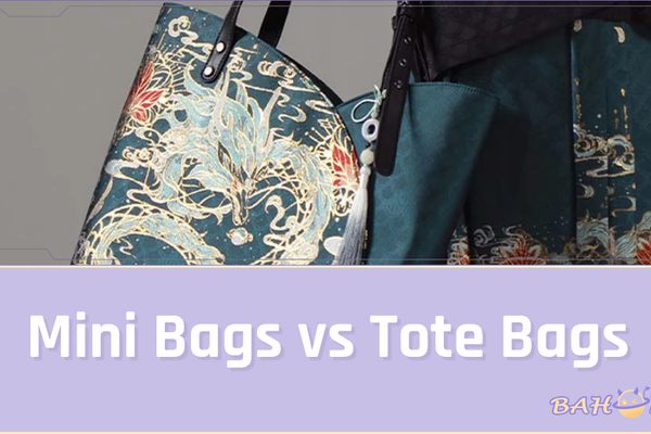 Mini Bags vs Tote Bags: Which Anime Bag Style Fits Your Daily Use?
